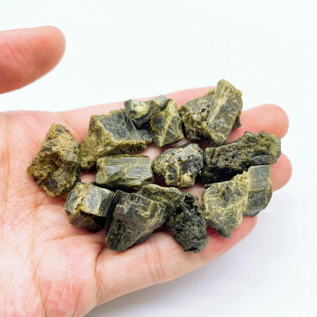 Natural Green Tourmaline Mineral Specimen Irregular Raw Crystal Rock Stone Magic Eliminate Magnetism Gemstone Energy Healing