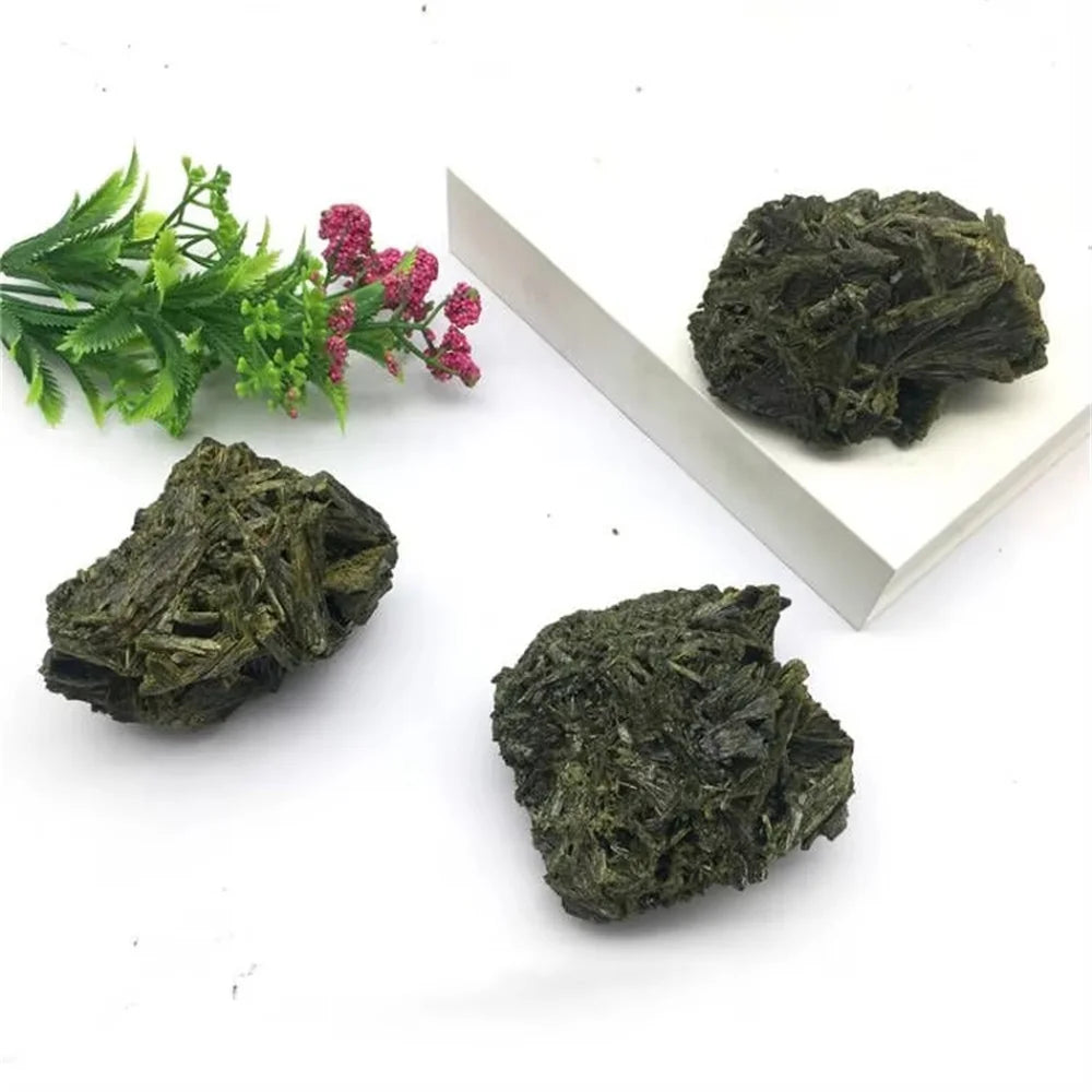 Natural raw stone specimen of minerals epidote green tourmaline mineral specimen tourmaline ornaments for home decoration