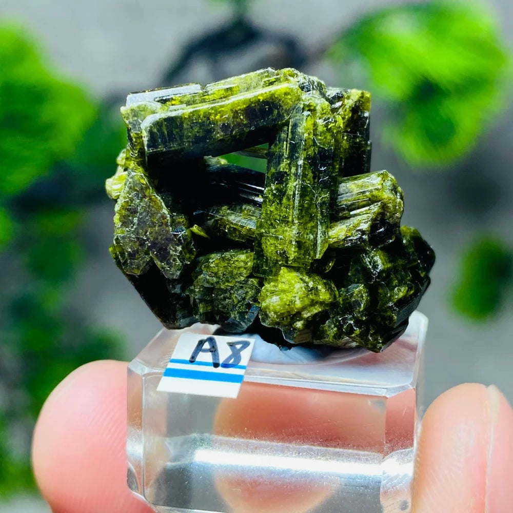 Natural Green Tourmaline Raw Stone  Epidote Healing Crystals Clusters Spiritual Mineral Specimen Collect for Decoration